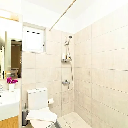 Cretan Mansion With Heated Swimming Pool Георгиуполис