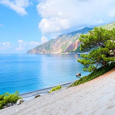 Cretan Mansion With Heated Swimming Pool